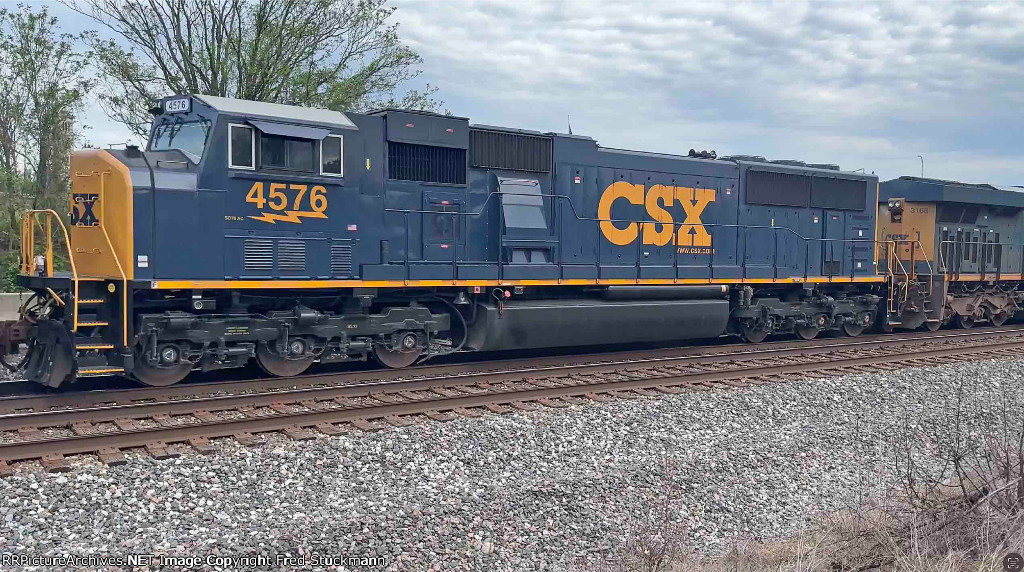 CSX 4576